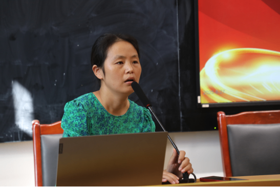 凝心聚力話成長(zhǎng) 賦能前行啟新程180.png
