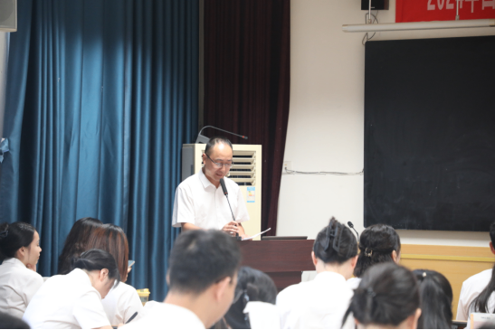 以教育家精神鑄魂強(qiáng)師 譜寫教育強(qiáng)國建設(shè)華章  (1)169.png